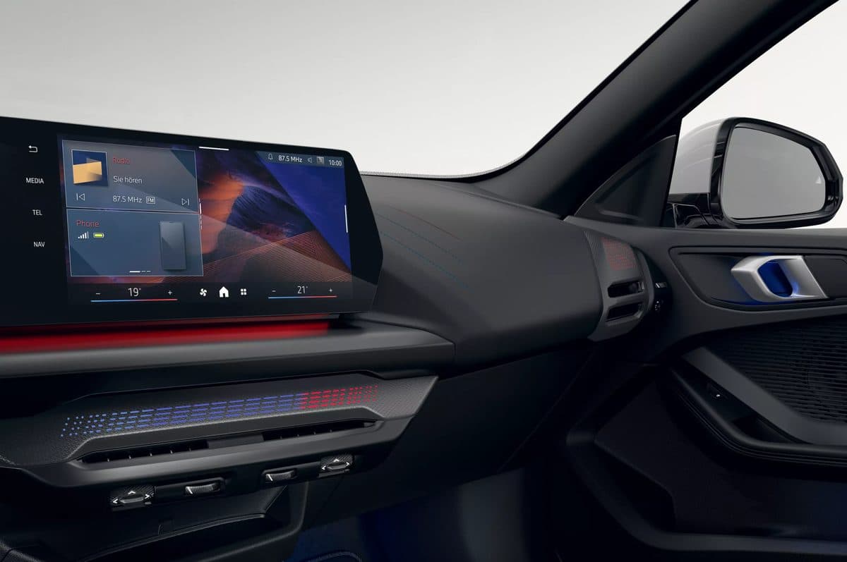 Interior dan dashboard BMW 2 Series Gran Coupé