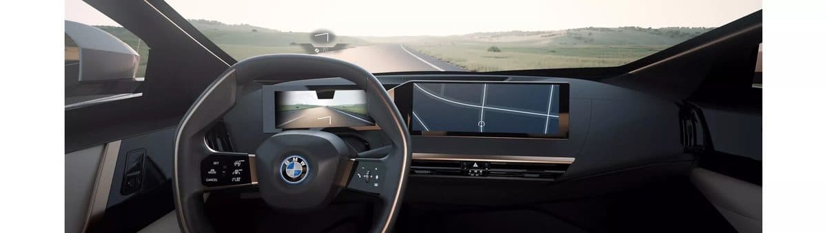 Interior dan dashboard BMW i4
